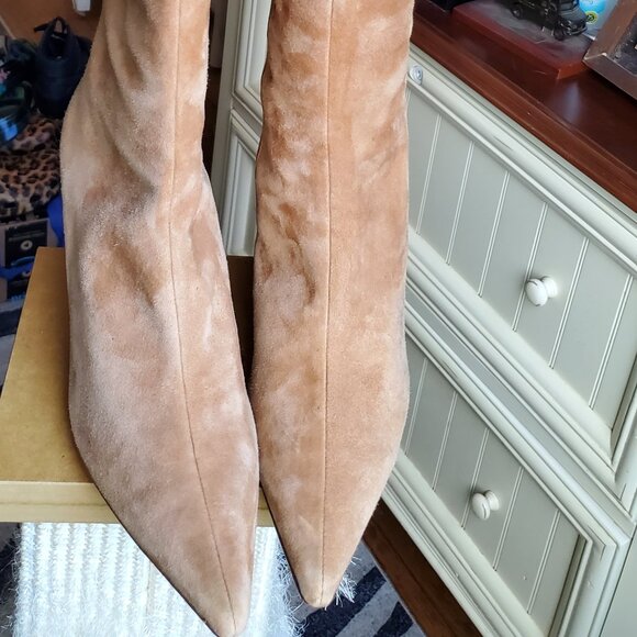 AUTHENTIC GUCCI Suede Tall Boots - Picture 7 of 9